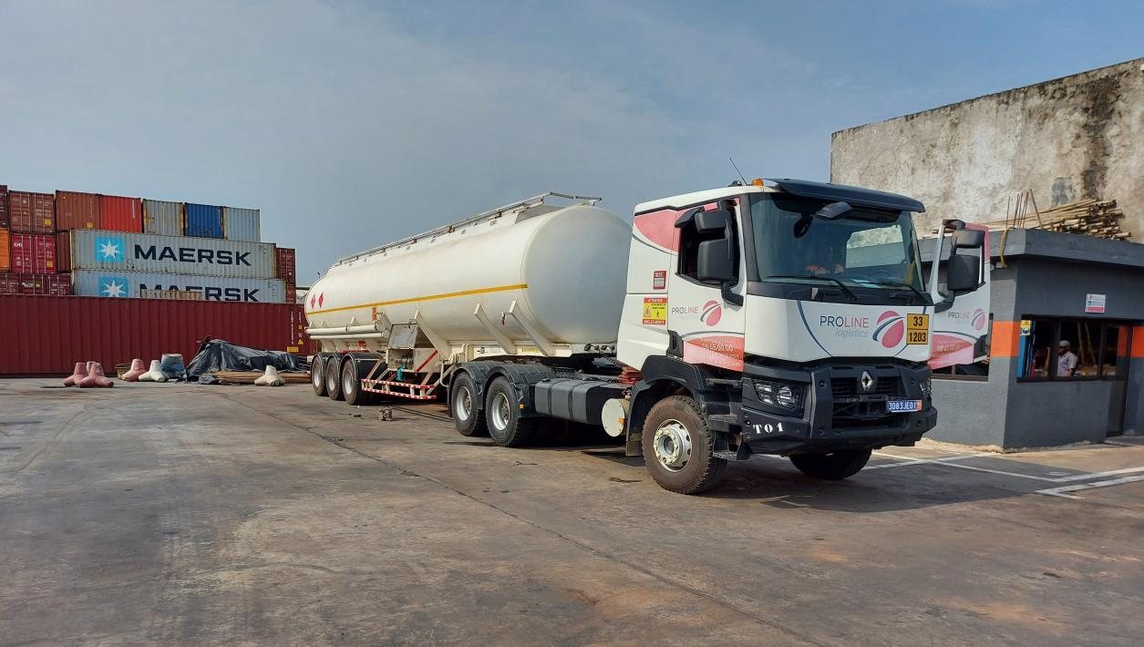 Camion-citerne Proline pour le transport d'hydrocarbures